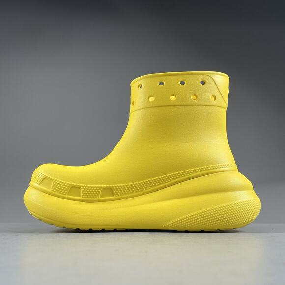 Crocs Classic Crush Women’s Size 6 Yellow Rubber Rain Boots Casual Pull On EUC - Picture 7 of 9